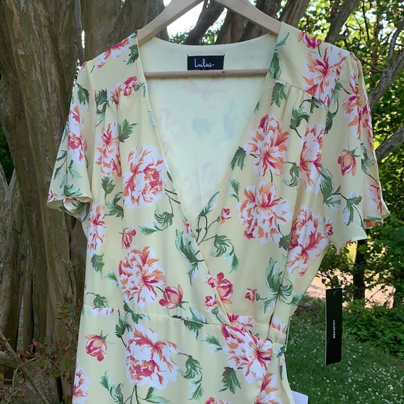 Lulu’s Sense of Wonder Maxi Wrap Dress - Picture 9 of 11